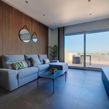 Luxury Penthouse With Terrace And Views Apartman *