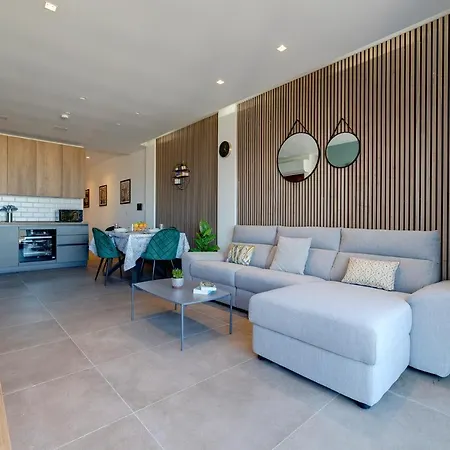 Appartement Luxury Penthouse With Terrace And Views San Ġiljan