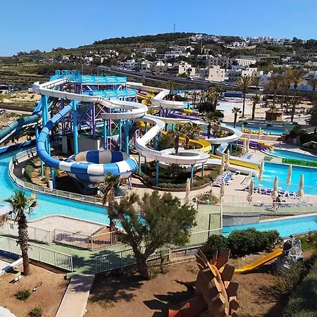 Luxury Penthouse With Terrace And Views Appartement San Ġiljan